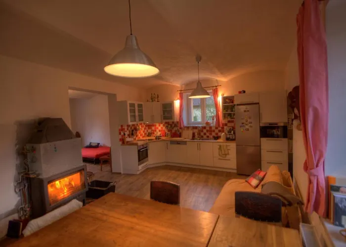 Дом отдыха Cozy Rustical House In The Highland *